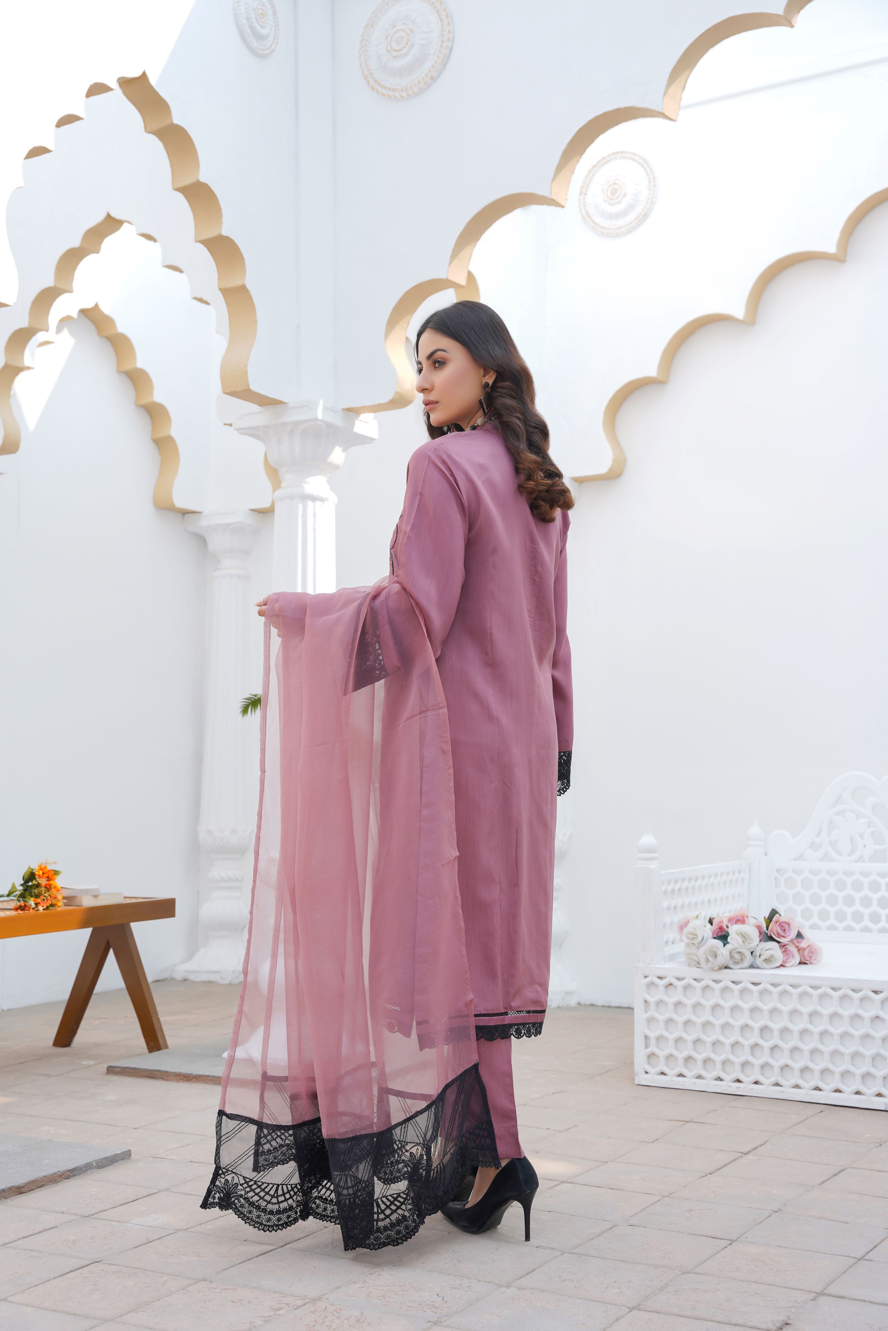 RUHI EV-04